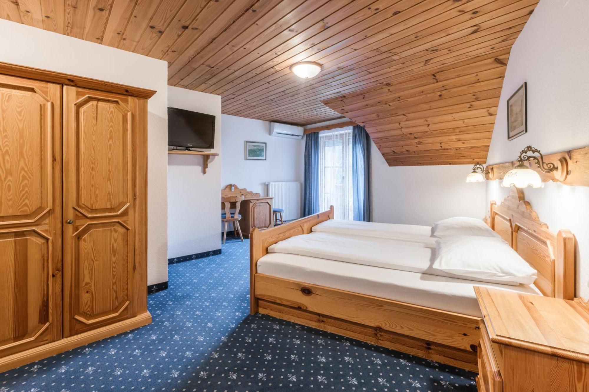 Garni Hotel Berc ブレッド エクステリア 写真