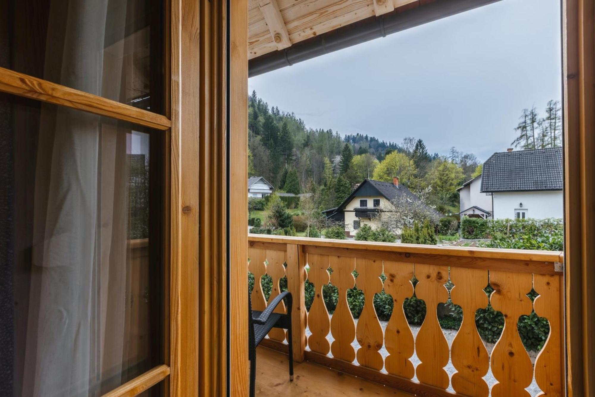 Garni Hotel Berc ブレッド エクステリア 写真